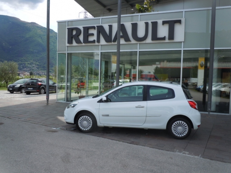 RENAULT CLIO 1.2 75CV 3P Immagine 1