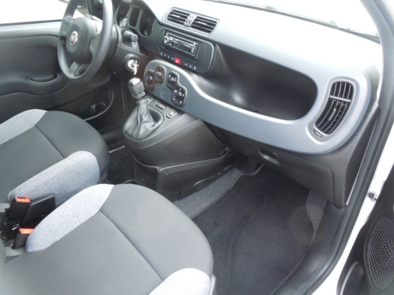 FIAT PANDA 1.0 MILD HYBRID CITY Immagine 12