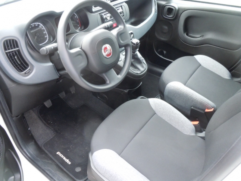 FIAT PANDA 1.0 MILD HYBRID CITY Immagine 13