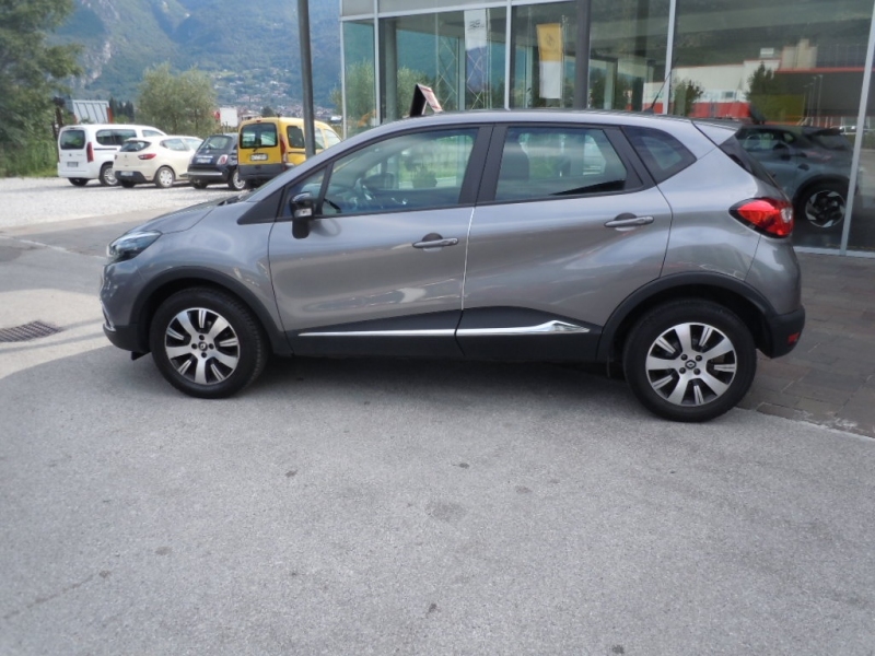 RENAULT CAPTUR ZEN 1.0 TCE 90 CV Immagine 1