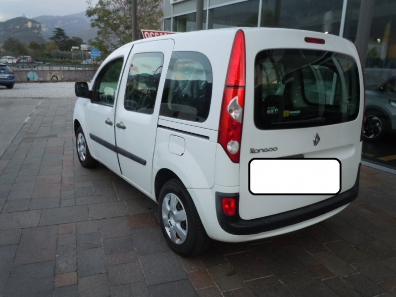 RENAULT KANGOO 1.5 dci 90 cv Immagine 8