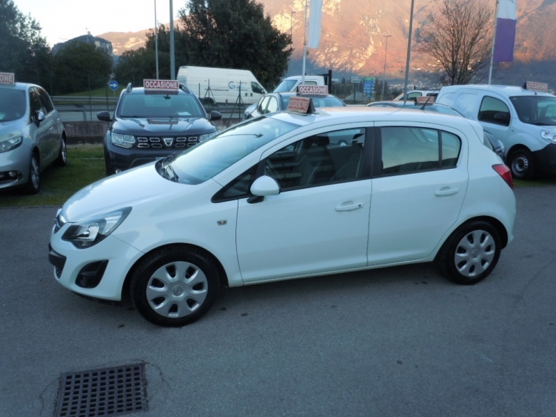 OPEL CORSA 1.2 GPL Immagine 1